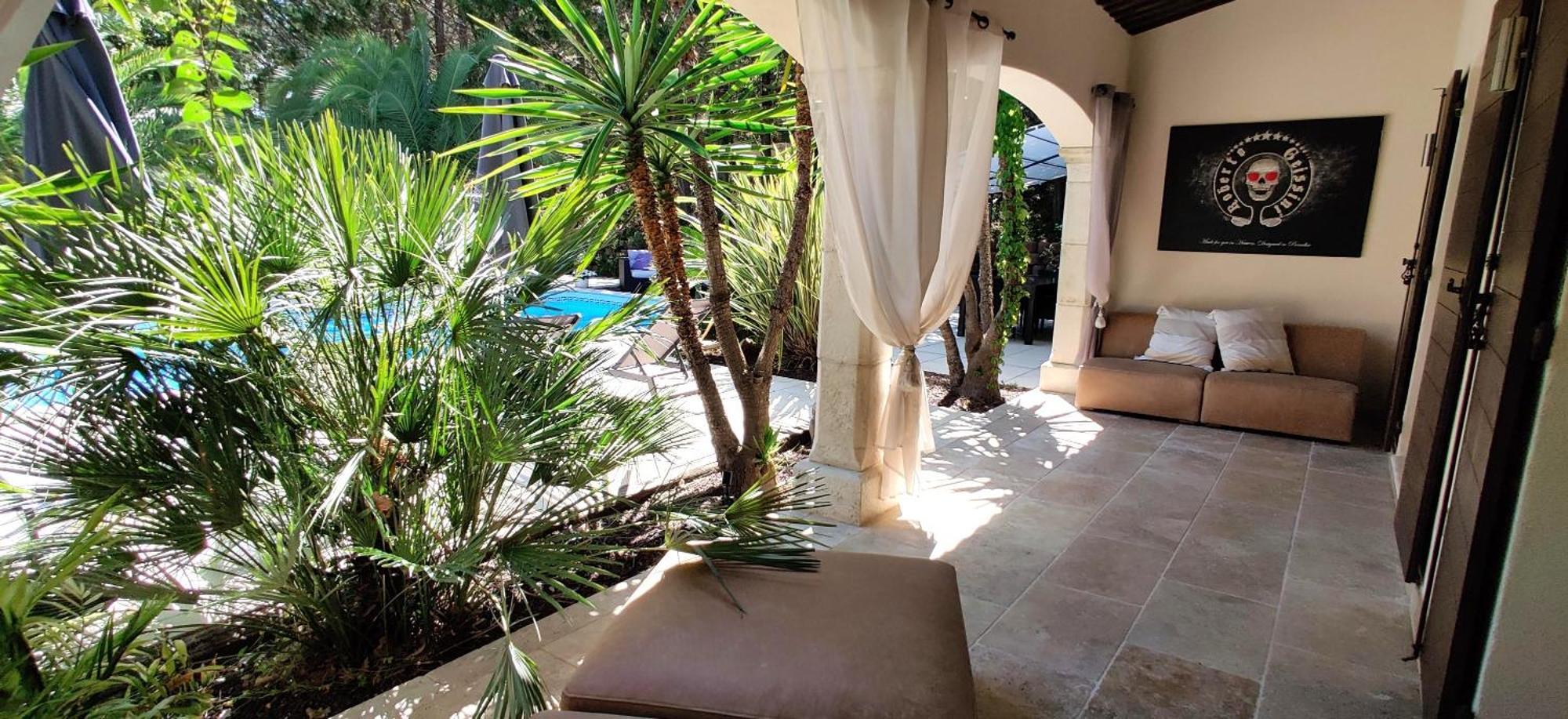 Maison Prestige Saint Tropez By Roberto Geissini Grimaud Eksteriør bilde